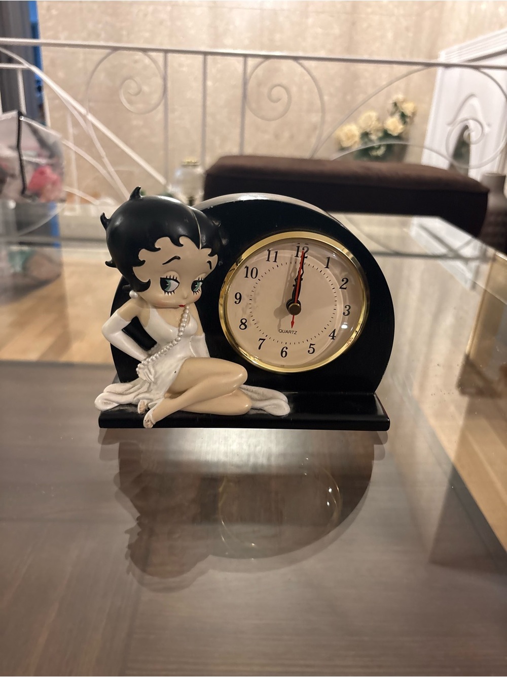 Black Betty Boop Figurine Clock - Decorative Home Wall Decor